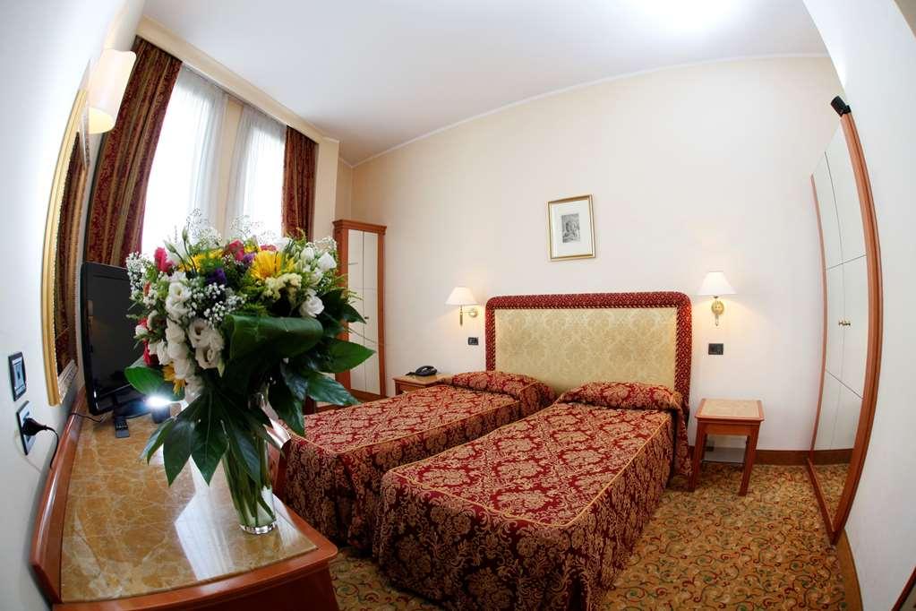 Hotel Colonna Brindisi Kamer foto
